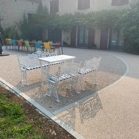 فندق مبيت وإفطار Le Domaine Du Gravier غرامات