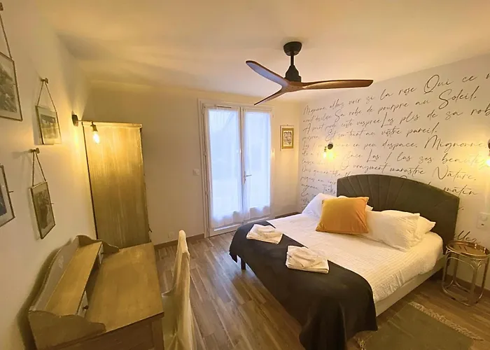 Le Domaine Du Gravier Bed and breakfast Gramat